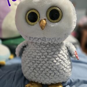 Plush Owl Toy - White and Gray